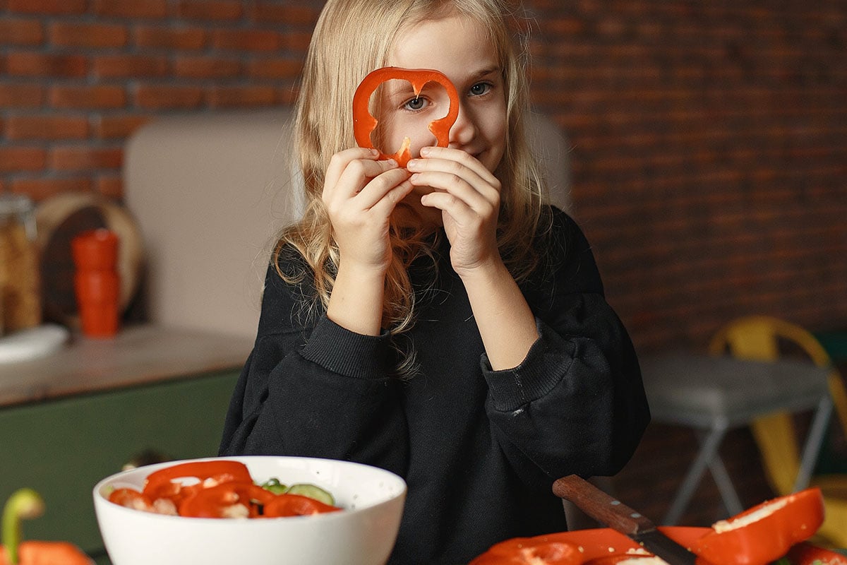 Vegane Ernährung für Kinder: Wie geht es richtig? Tipps & Infos